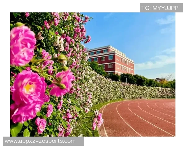 亚马尔社交媒体分享诺坎普夕阳美景预示着一个难忘的夜晚即将开启 亚马尔社交媒体分享诺坎普夕阳美景预示着一个难忘的夜晚即将开启